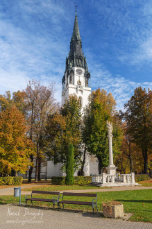 Lavička pod veľkým kostolom Lavička pod veľkým kostolom
