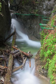 Kaskády nad Obrovským vodopádom