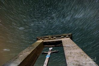 Startrail nad Šibenicou pod Spišským hradom Startrail nad Šibenicou pod Spišským hradom