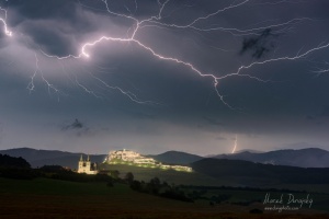 Blesk nad Spišským hradom