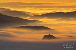 Tajomný hrad v karpatoch